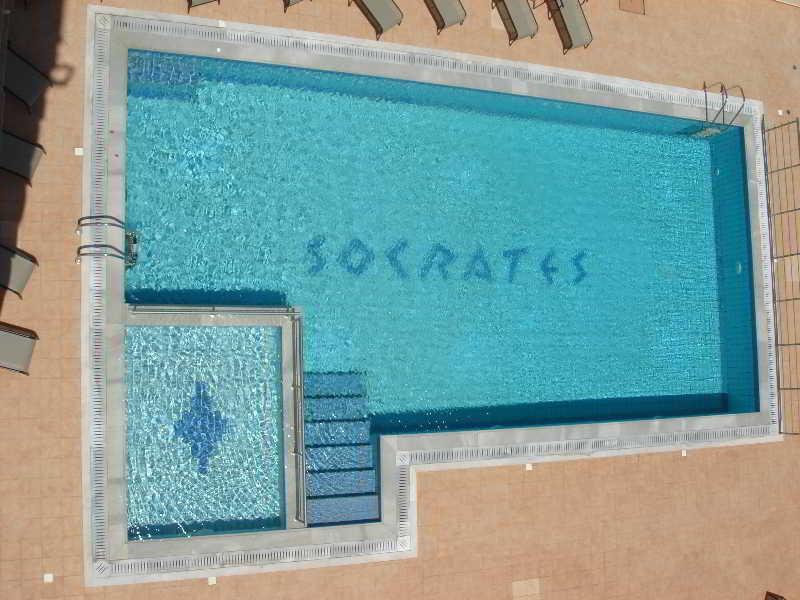 Hôtel Socrates à Karpathos Island Extérieur photo